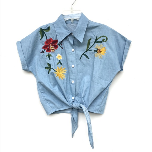 Tops - Floral Chambray Button Up Top